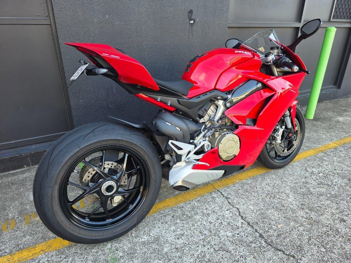 2019 DUCATI PANIGALE V4 SPORTS