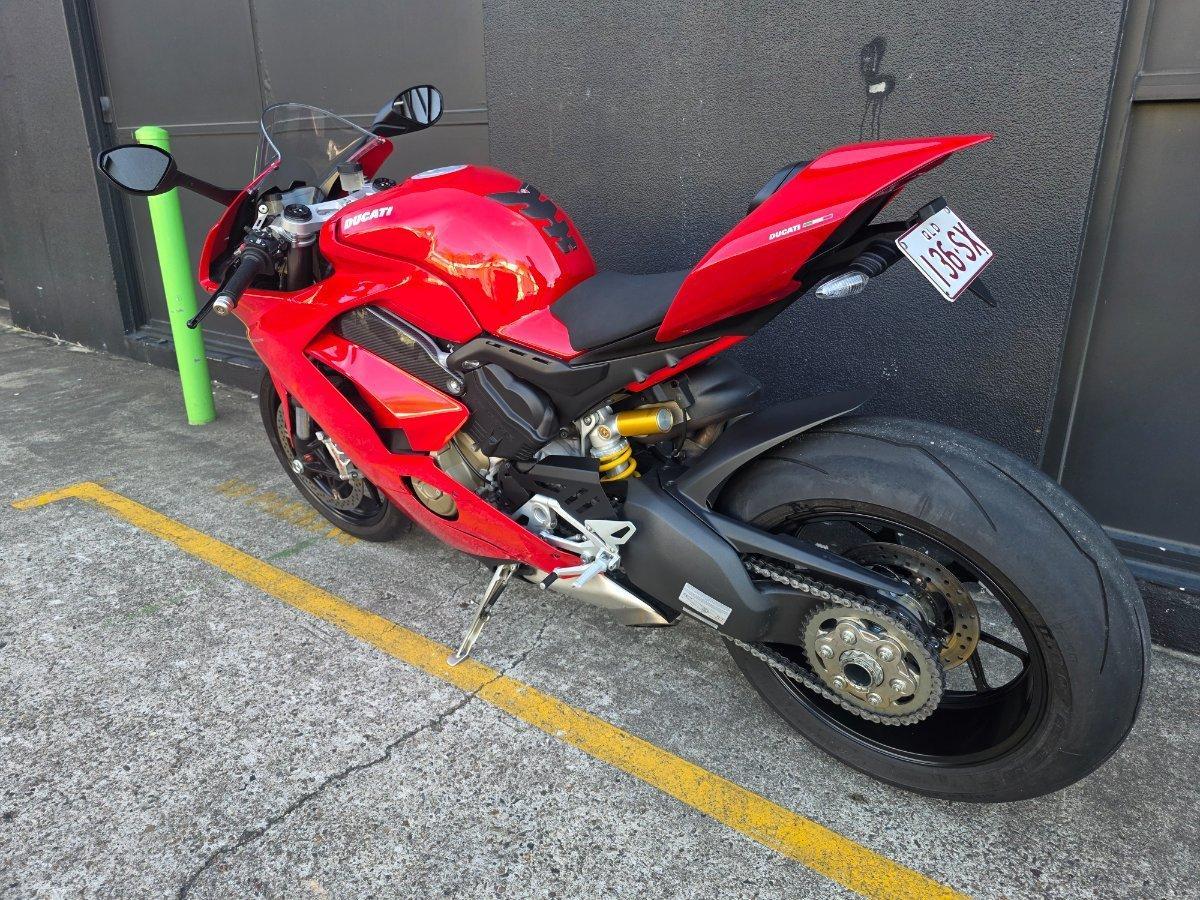 2019 DUCATI PANIGALE V4 SPORTS