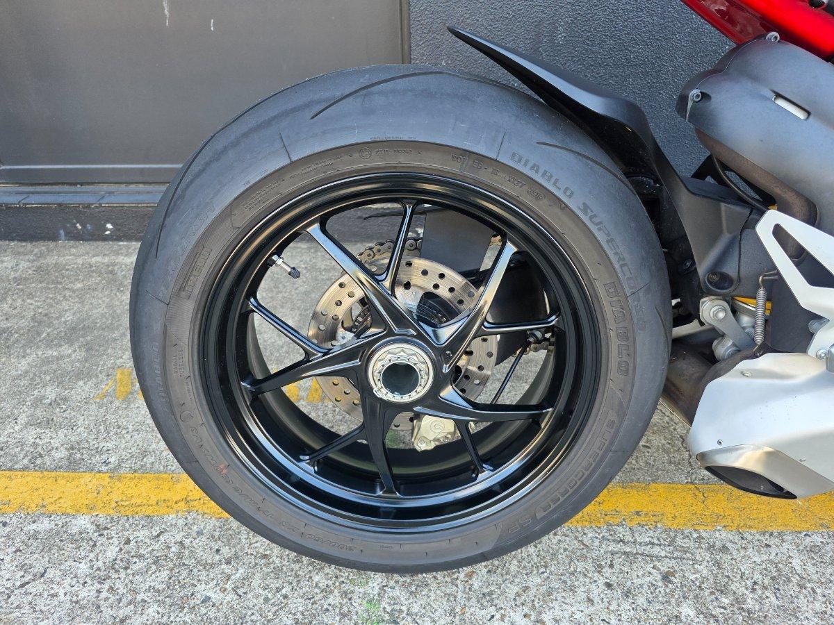 2019 DUCATI PANIGALE V4 SPORTS
