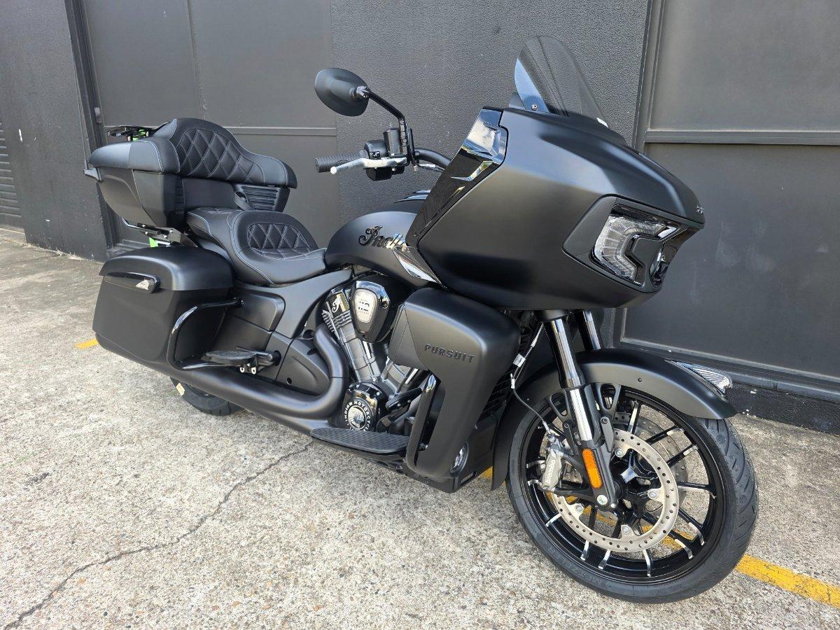 2025 INDIAN PURSUIT DARK HORSE ROAD
