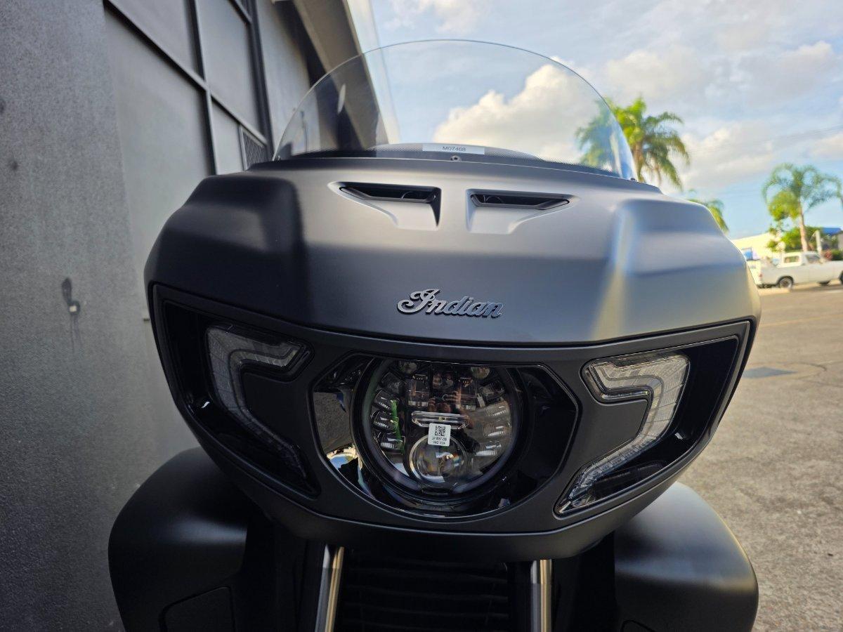 2025 INDIAN PURSUIT DARK HORSE ROAD