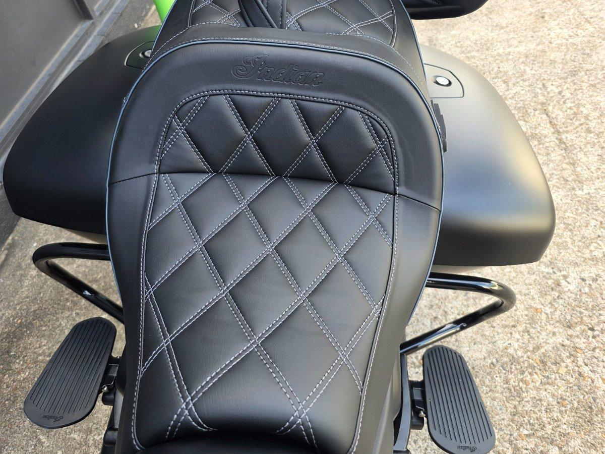 2025 INDIAN PURSUIT DARK HORSE ROAD