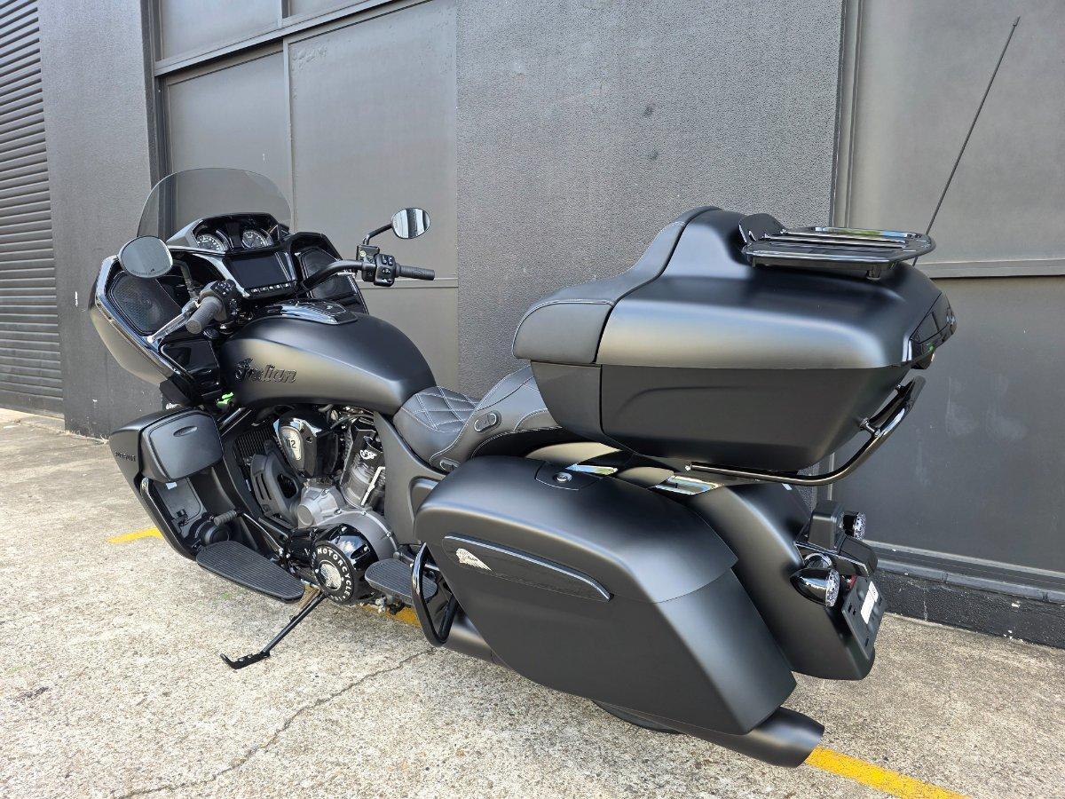 2025 INDIAN PURSUIT DARK HORSE ROAD