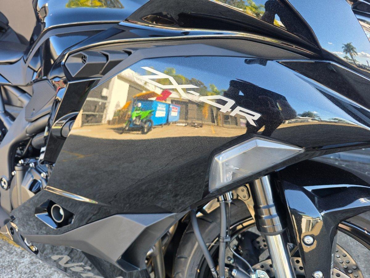 2025 KAWASAKI NINJA 400 ZX-4R SPORTS