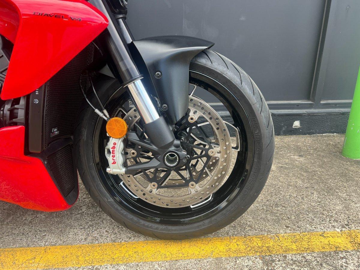 2023 DUCATI DIAVEL V4 CRUISER