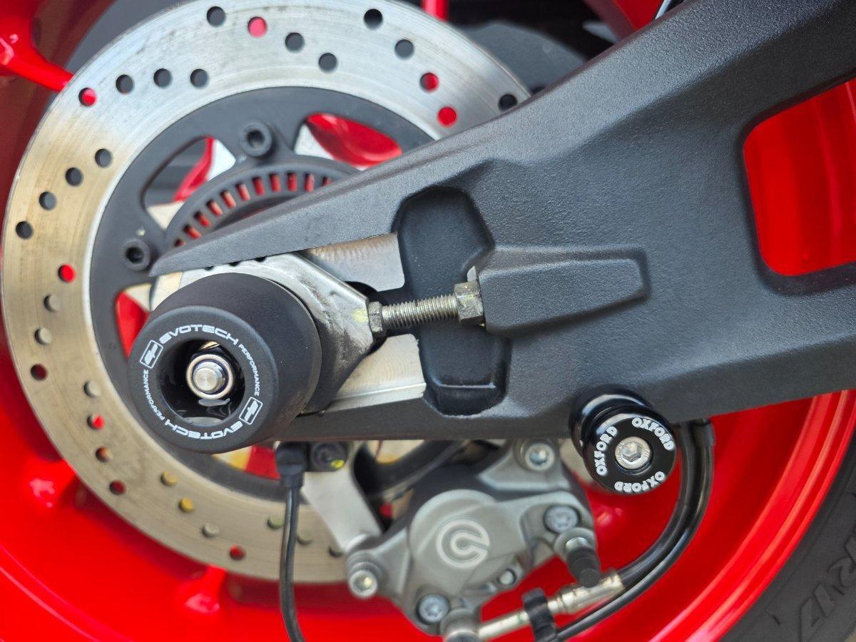 2023 DUCATI MONSTER ROAD