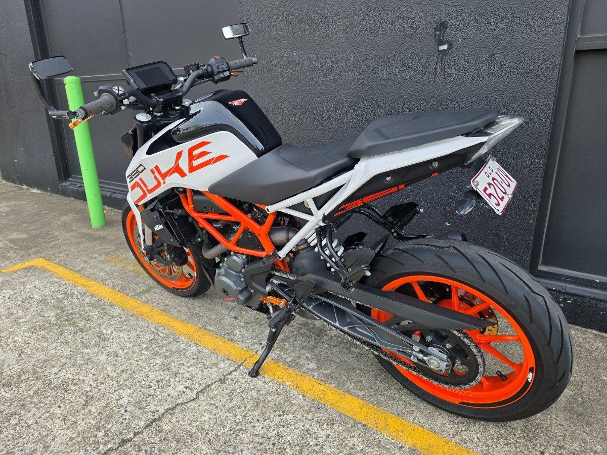 2020 KTM 390 DUKE ROAD
