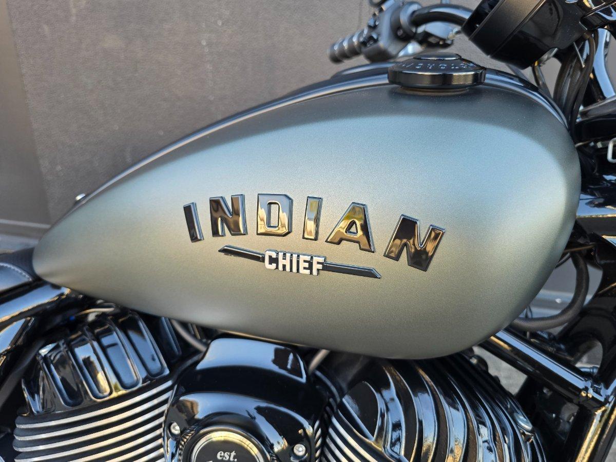 2022 INDIAN CHIEF DARK HORSE CRUISER