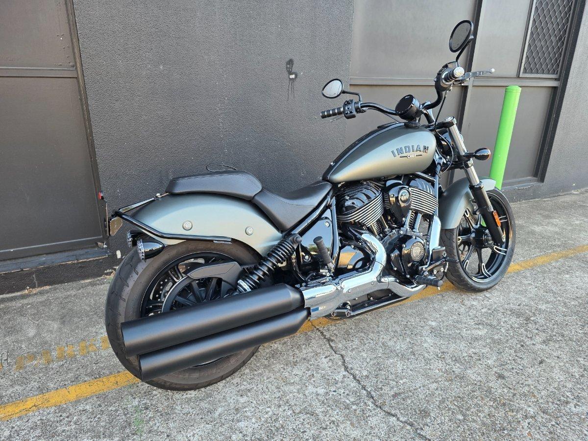 2022 INDIAN CHIEF DARK HORSE CRUISER
