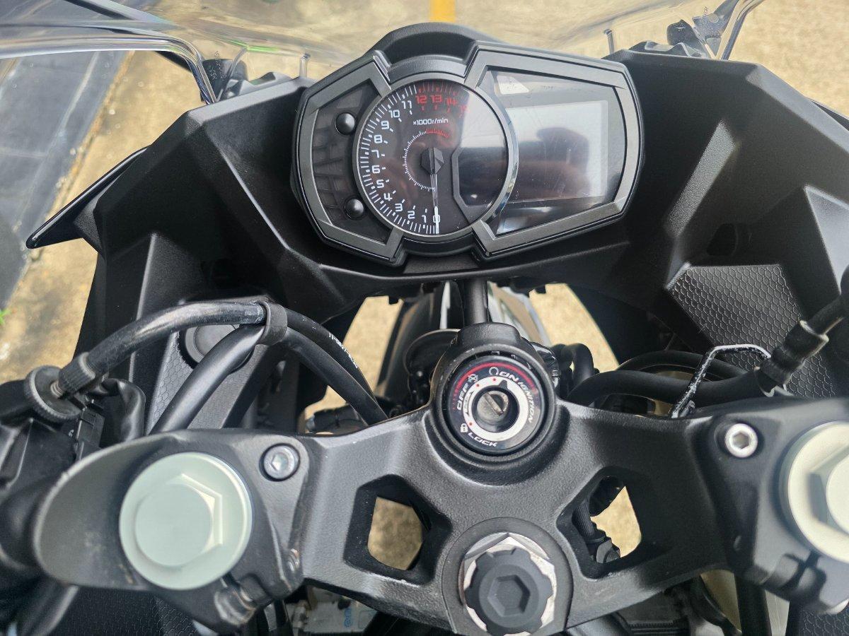 2019 KAWASAKI NINJA 400 SPORTS