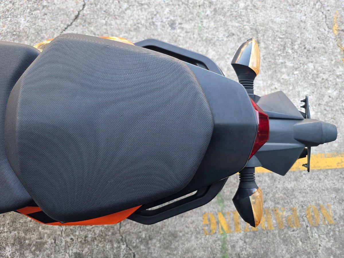2016 KTM 690 DUKE ROAD