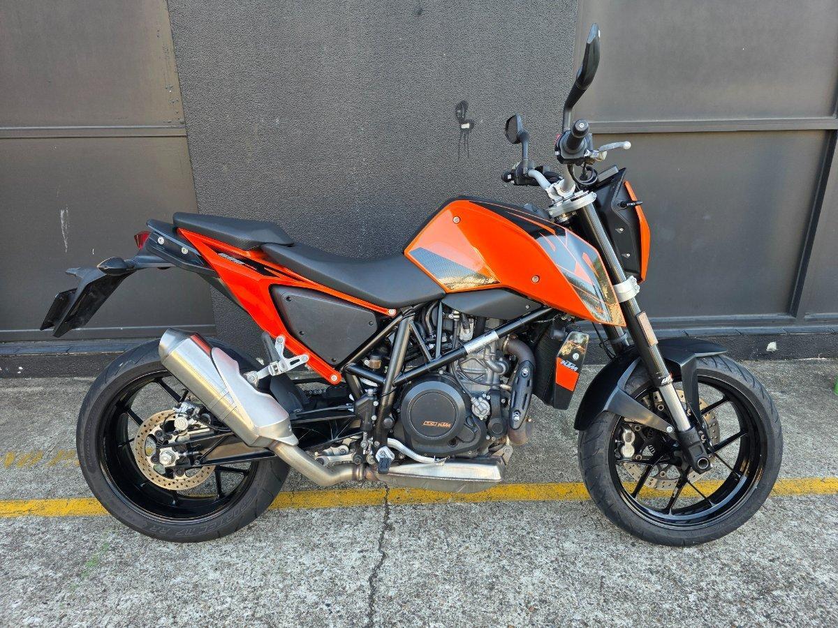 2016 KTM 690 DUKE ROAD