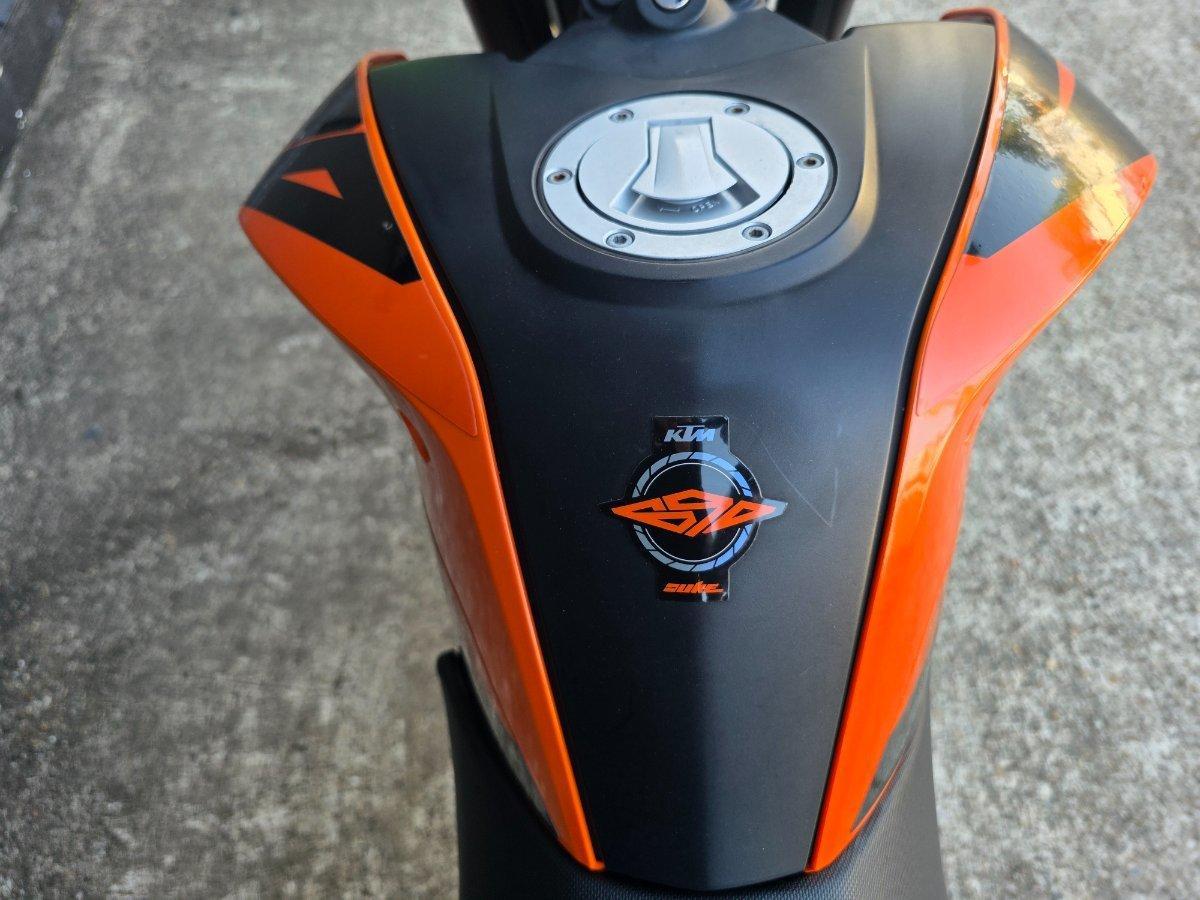 2016 KTM 690 DUKE ROAD