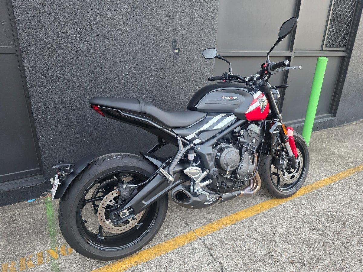 2025 TRIUMPH TRIDENT 660 ROAD