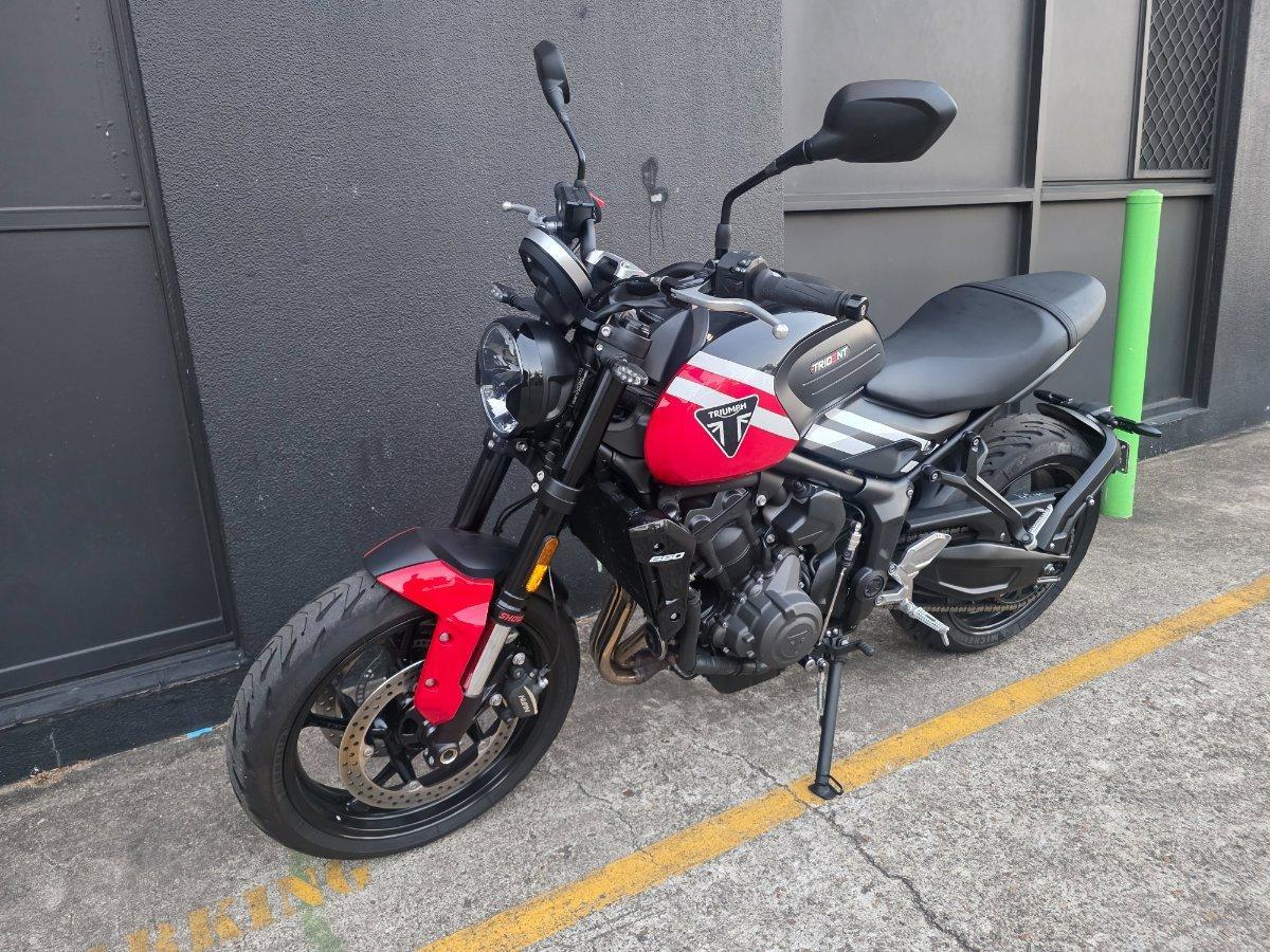 2025 TRIUMPH TRIDENT 660 ROAD