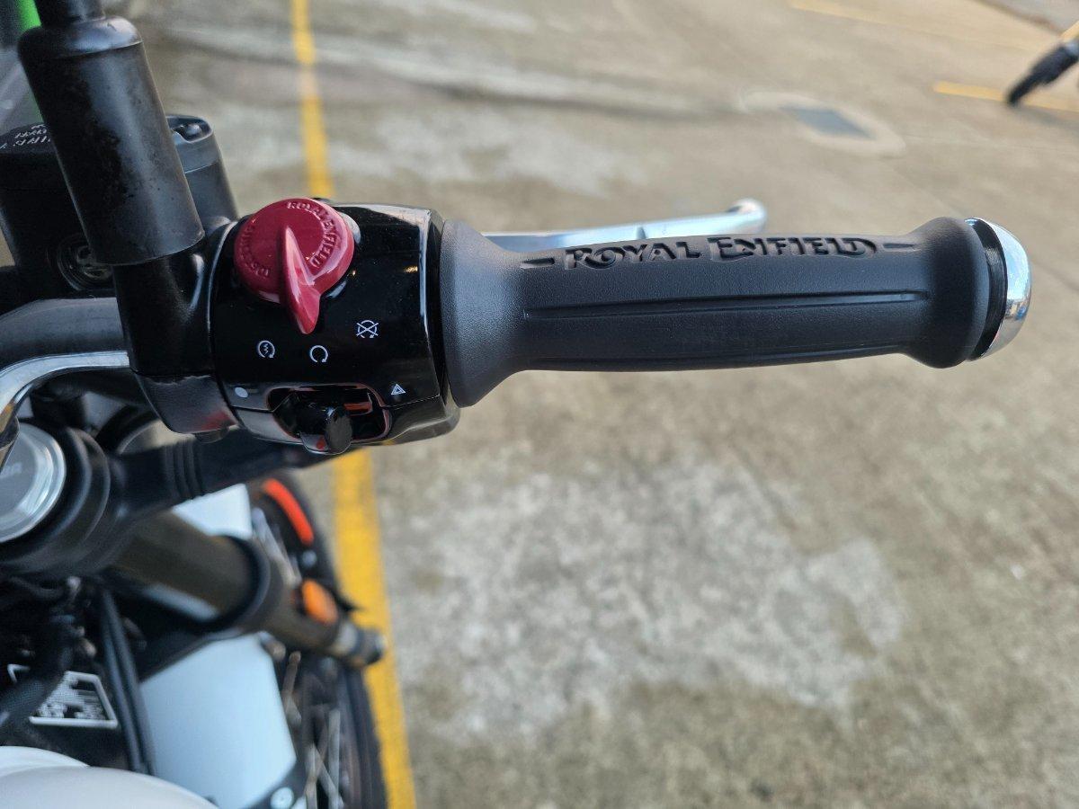 2025 ROYAL ENFIELD BEAR 650 ROAD