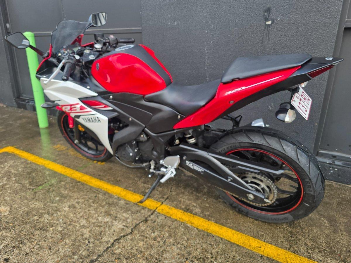 2015 YAMAHA YZF-R3 ABS SPORTS
