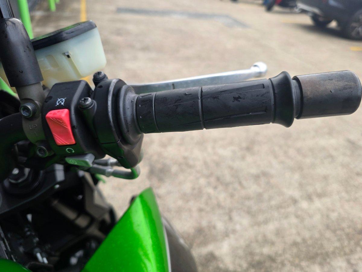 2013 KAWASAKI Z1000 SPORTS