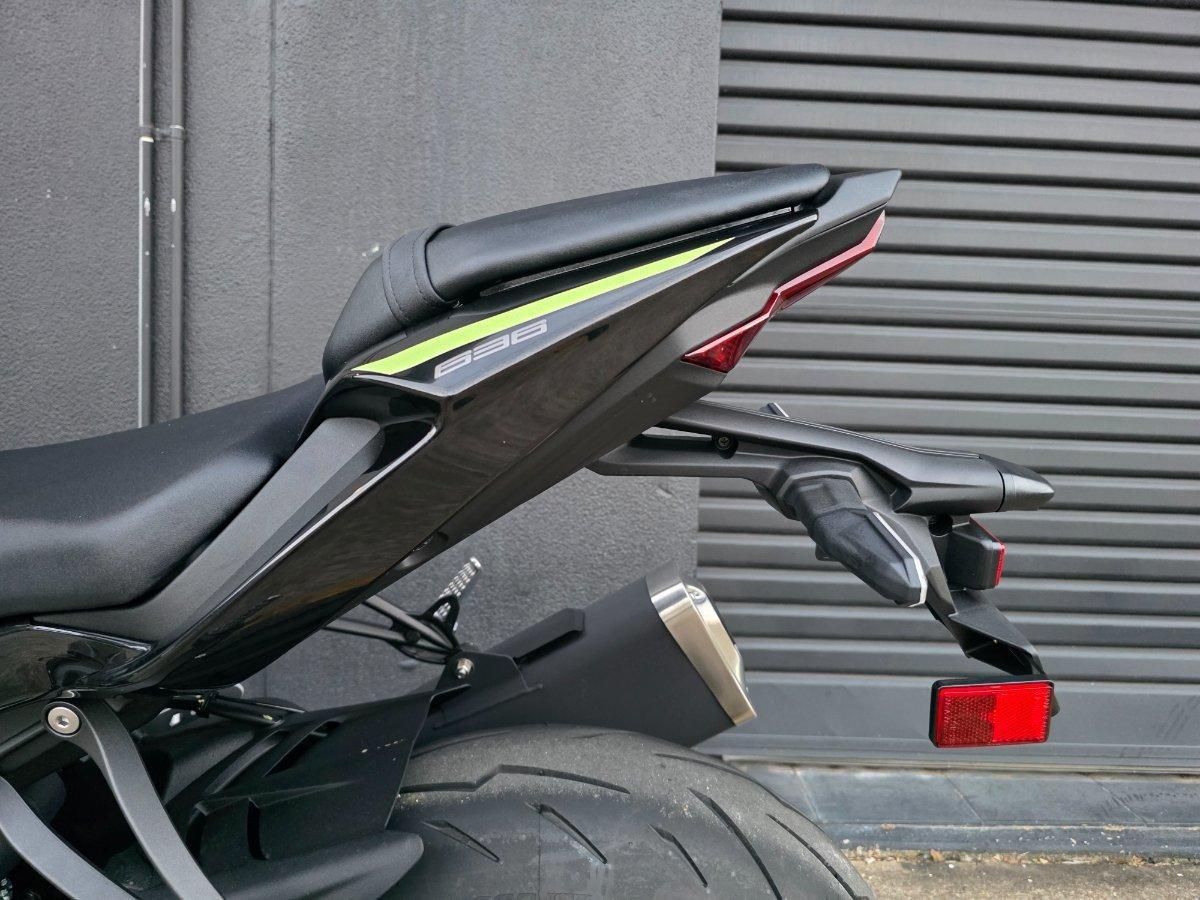 2026 KAWASAKI NINJA ZX-6R (636) SPORTS