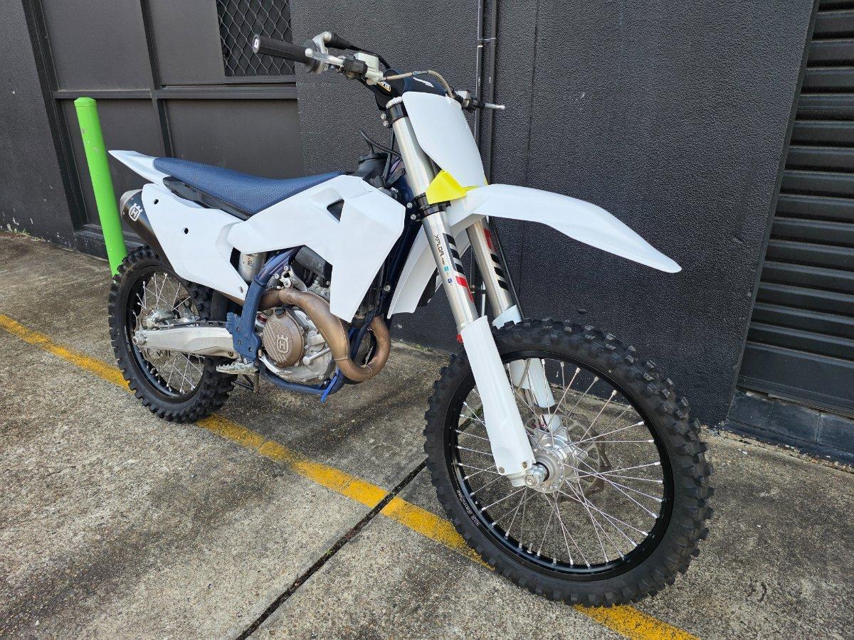 2025 HUSQVARNA FC450 MOTOCROSS