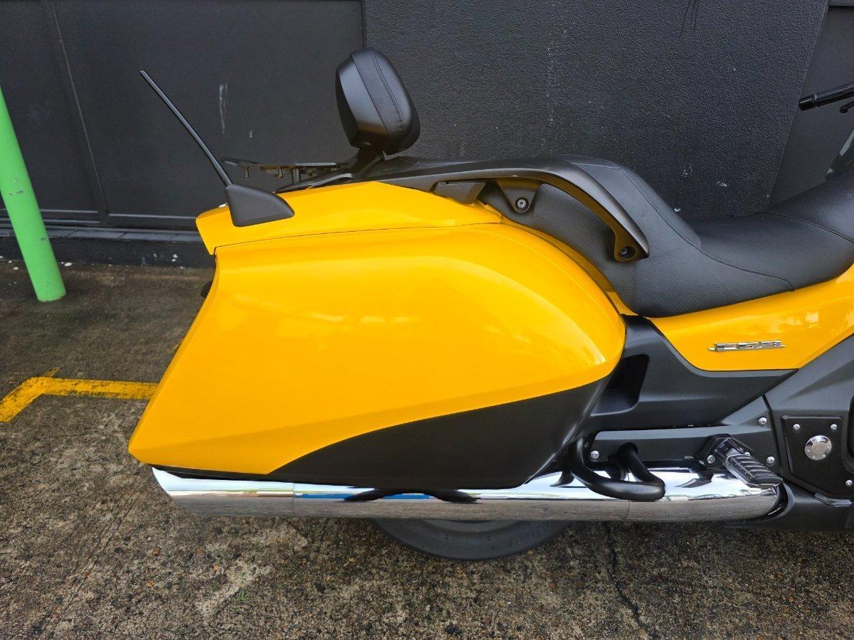 2014 HONDA GOLDWING F6B (GL1800B) ROAD