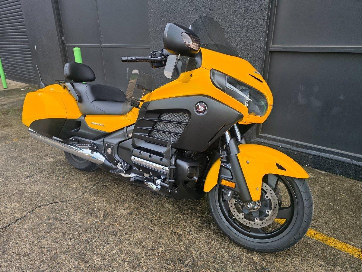 2014 HONDA GOLDWING F6B (GL1800B) ROAD