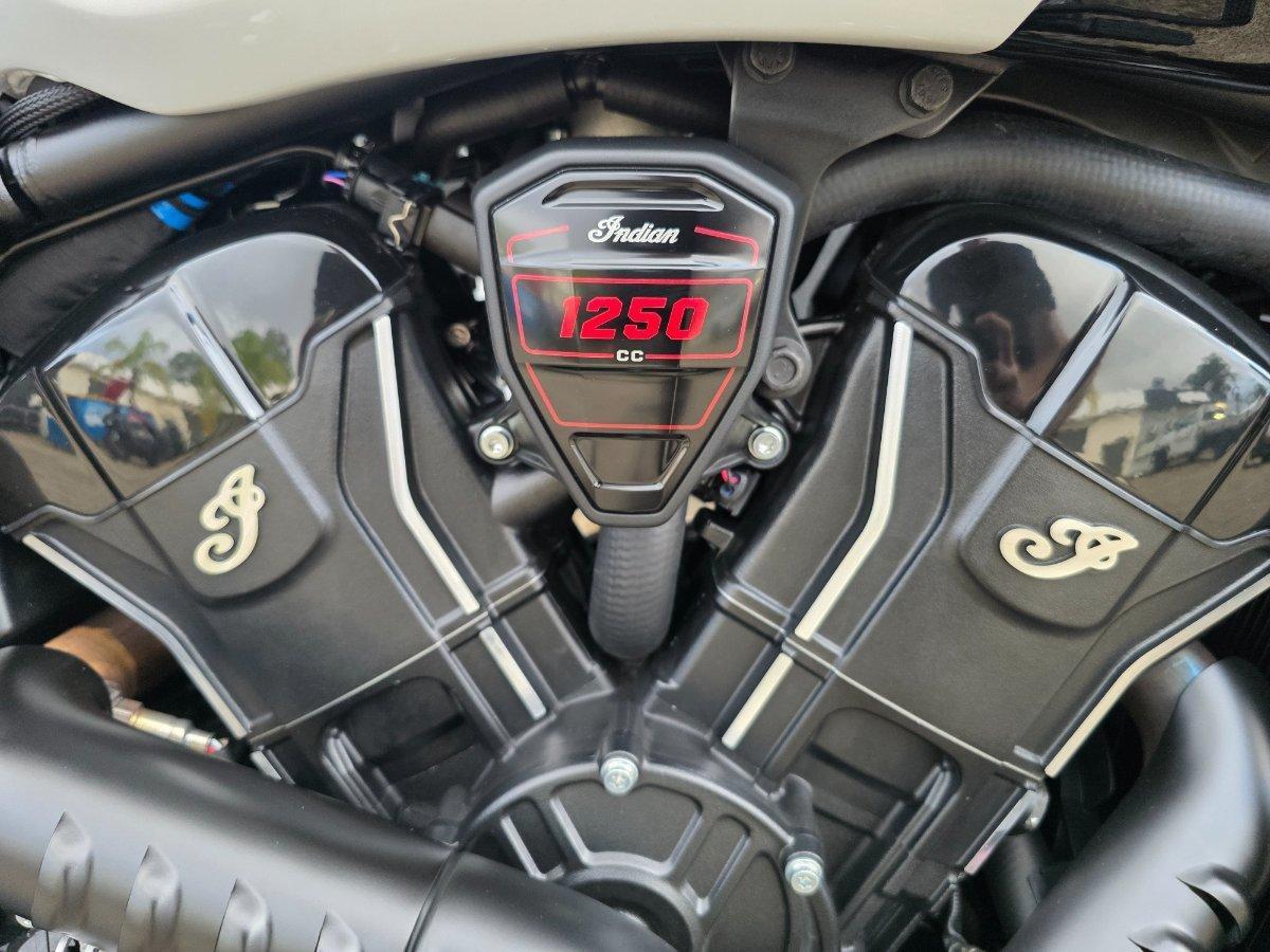 2025 INDIAN SCOUT 101 CRUISER