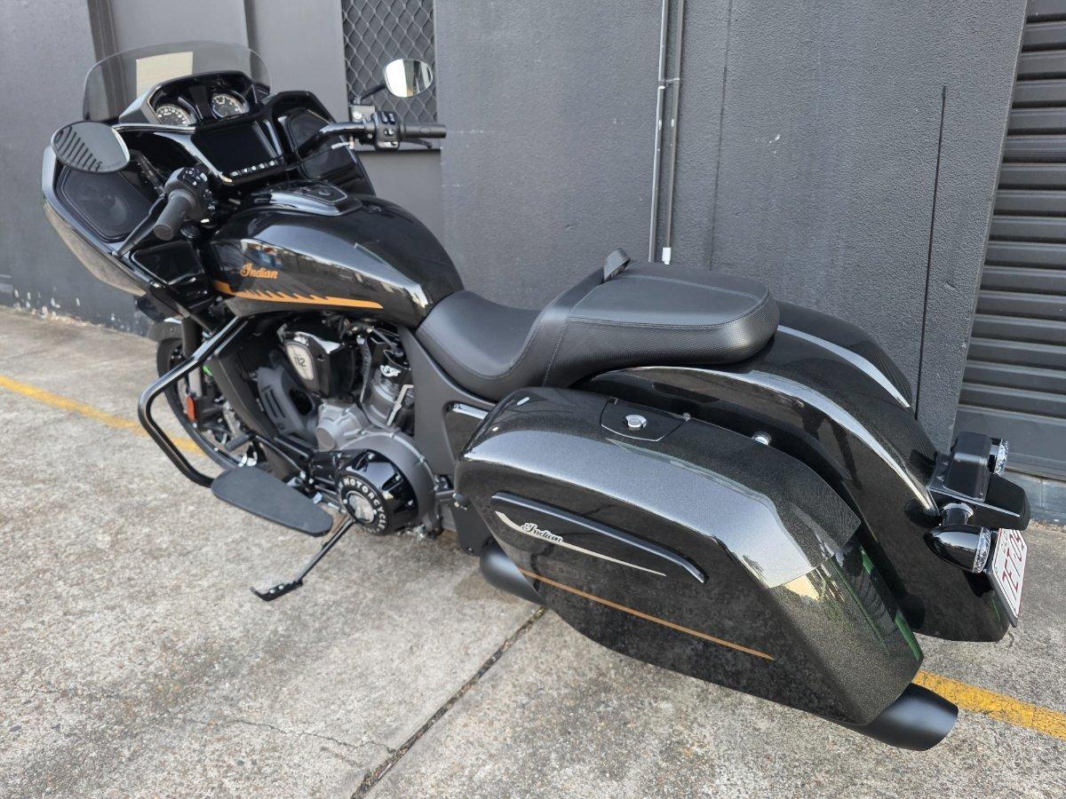 2026 INDIAN CHALLENGER DARK HORSE ROAD