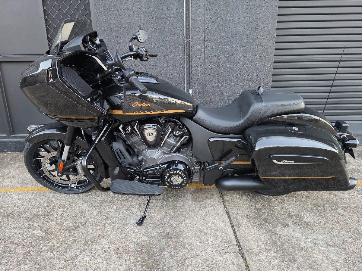 2026 INDIAN CHALLENGER DARK HORSE ROAD