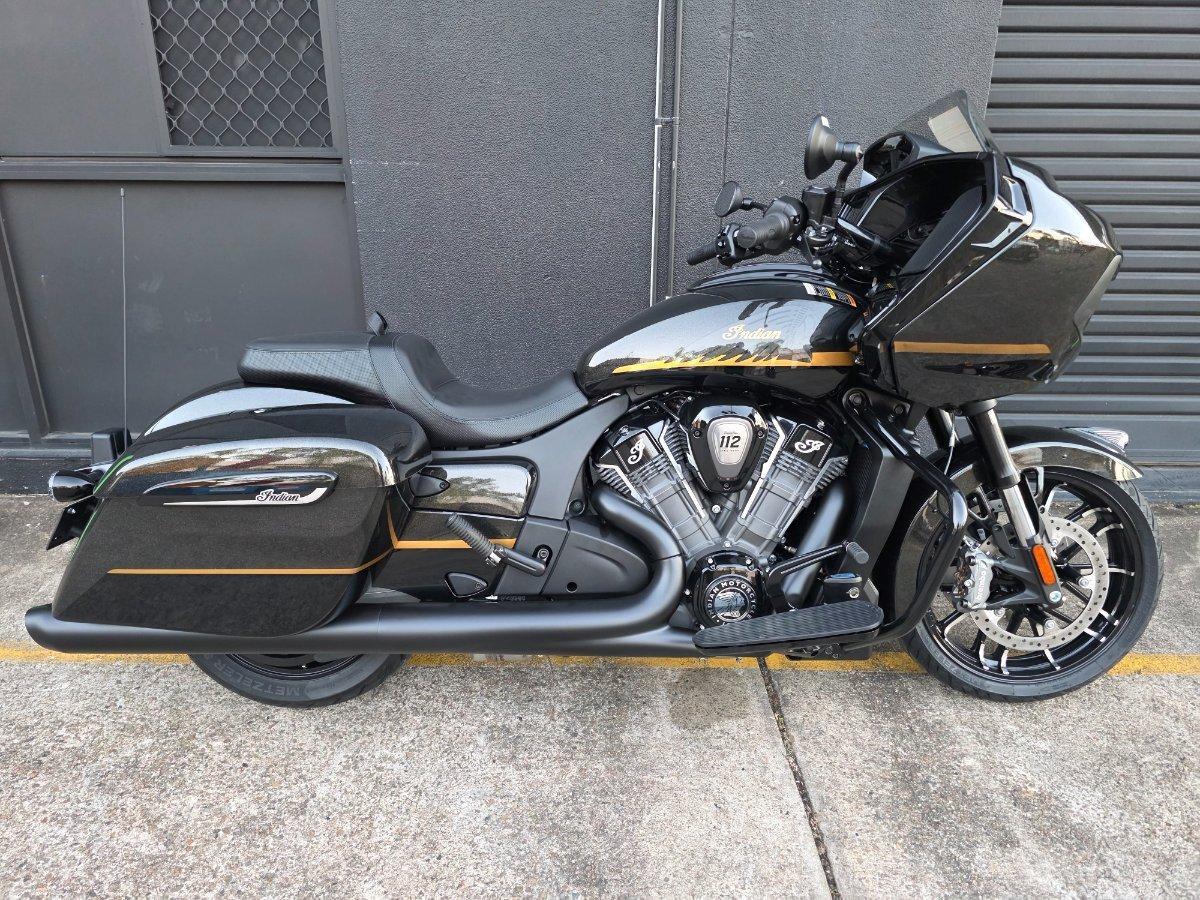 2026 INDIAN CHALLENGER DARK HORSE ROAD