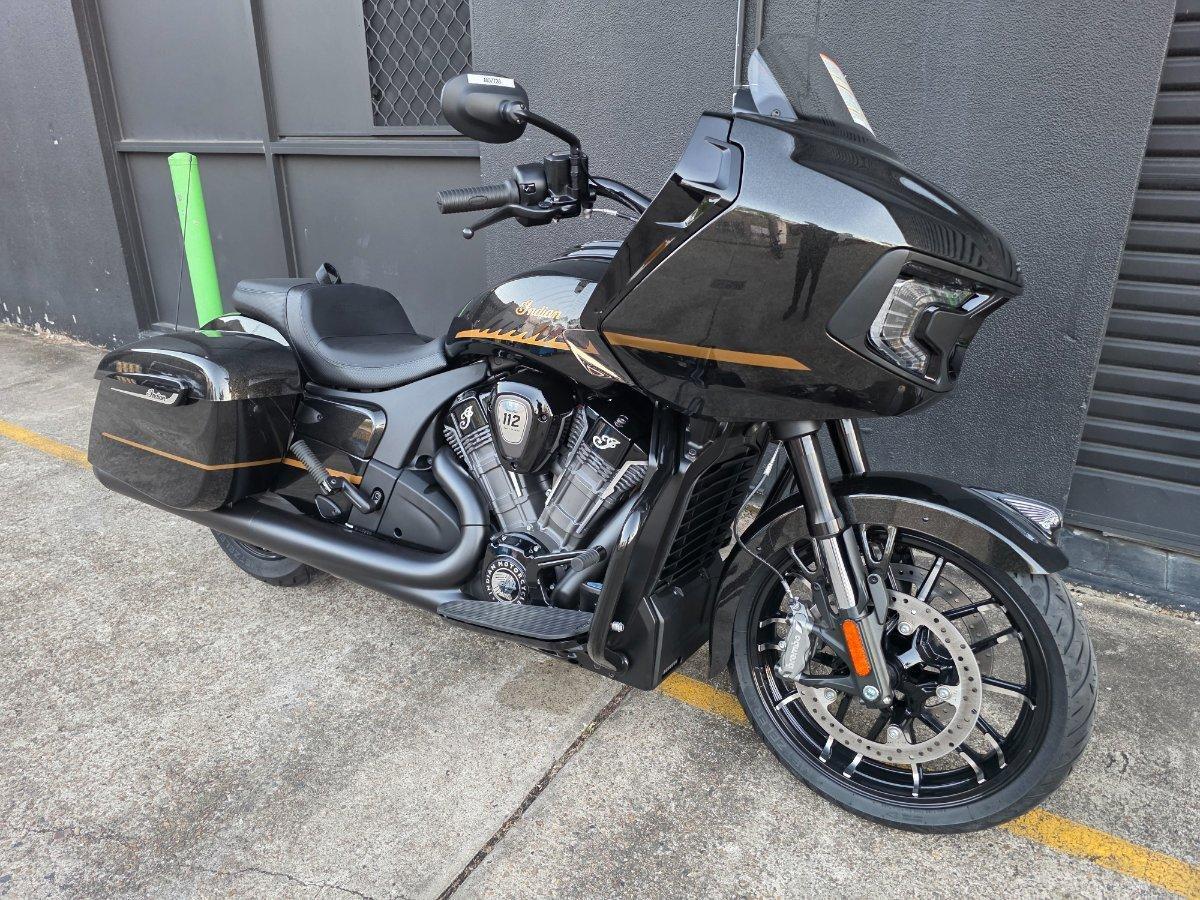 2026 INDIAN CHALLENGER DARK HORSE ROAD