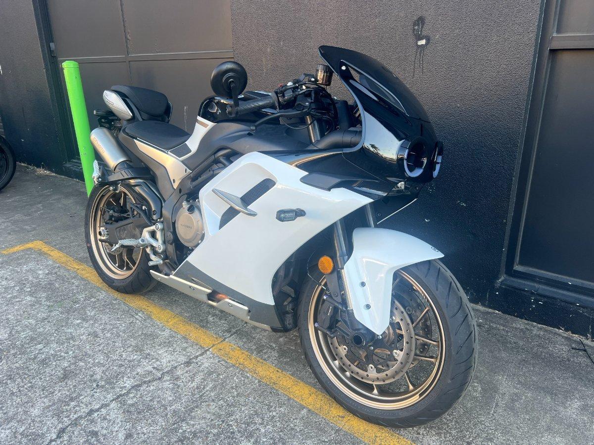 2025 CF MOTO 500 SR VOOM SPORTS