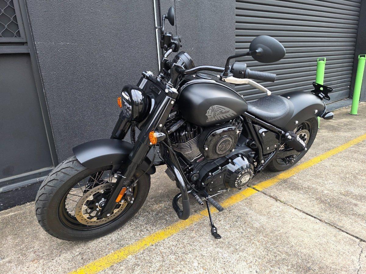 2024 INDIAN CHIEF BOBBER DARK HORSE TOURER