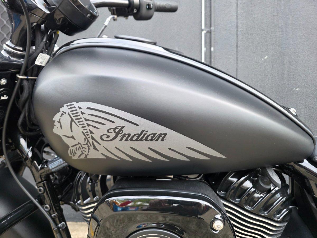 2024 INDIAN CHIEF BOBBER DARK HORSE TOURER