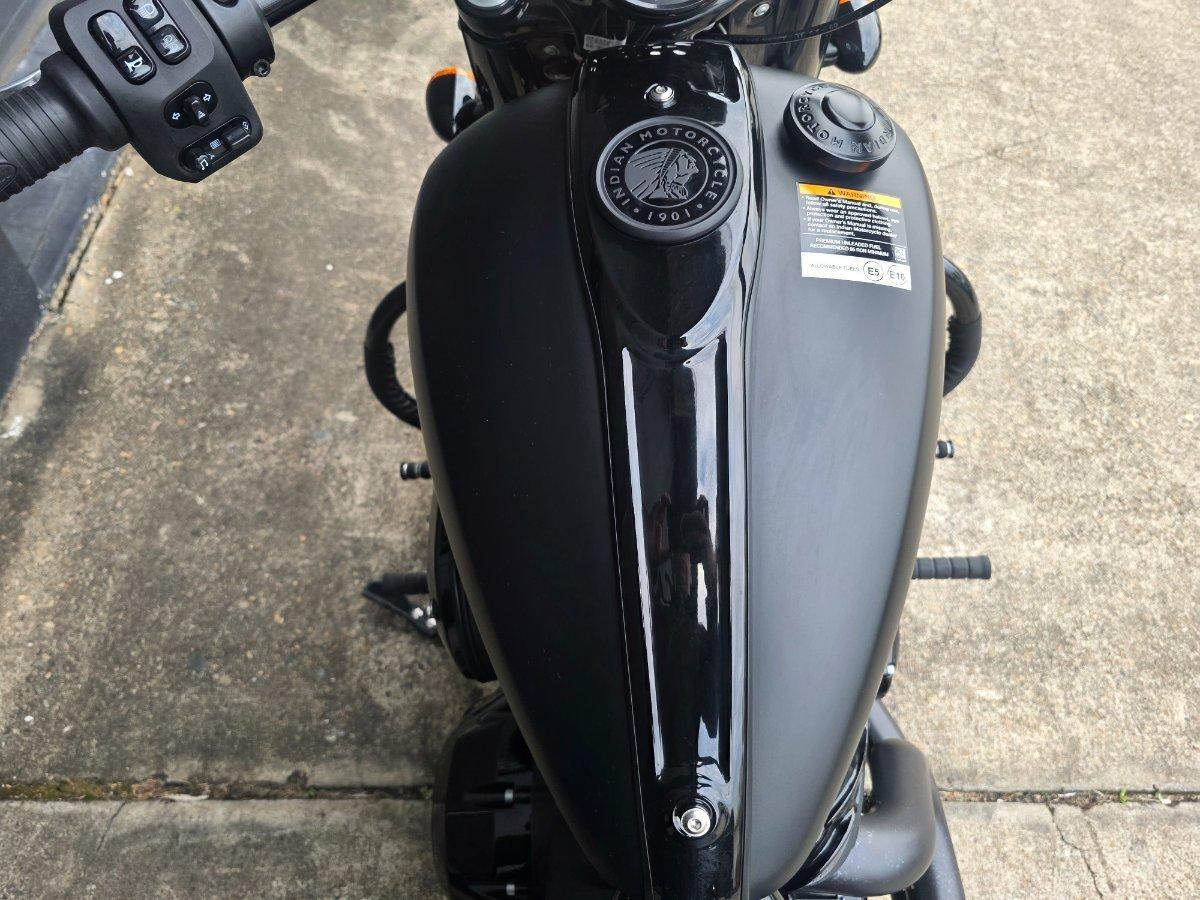 2024 INDIAN CHIEF BOBBER DARK HORSE TOURER