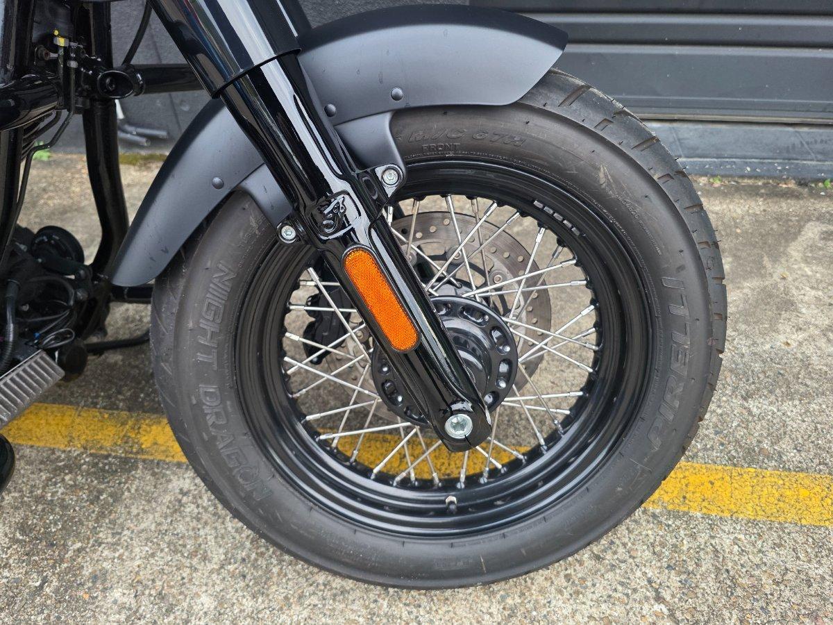 2024 INDIAN CHIEF BOBBER DARK HORSE TOURER