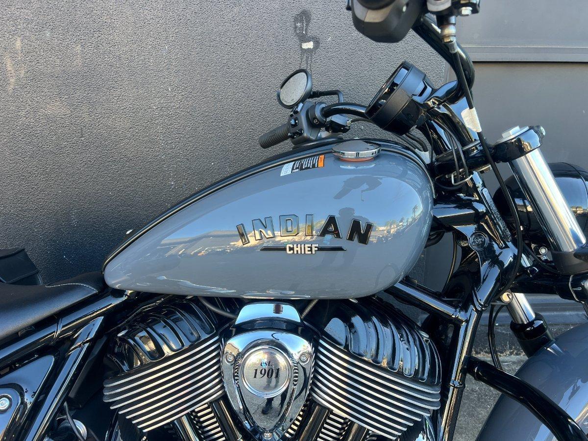 2022 INDIAN CHIEF DARK HORSE CRUISER