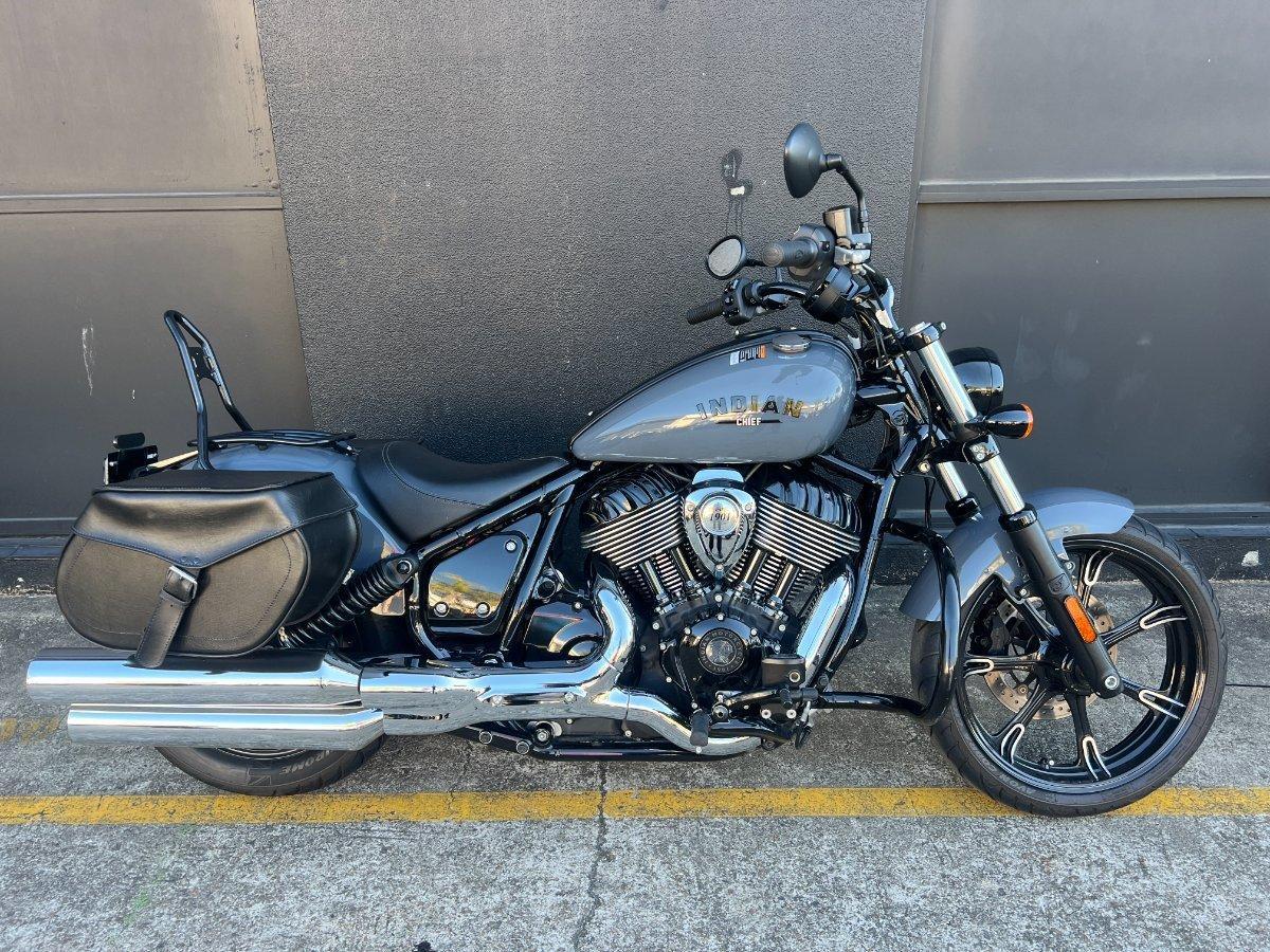 2022 INDIAN CHIEF DARK HORSE CRUISER
