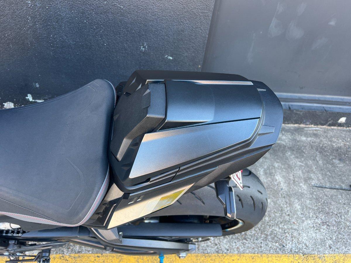 2023 SUZUKI GSX-S1000 ROAD