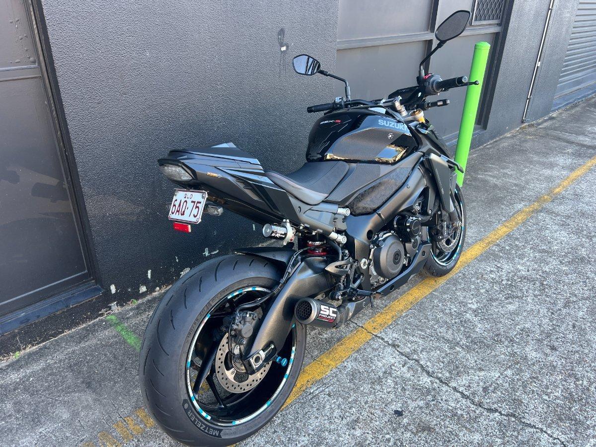 2023 SUZUKI GSX-S1000 ROAD