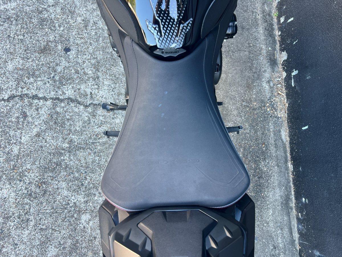 2023 SUZUKI GSX-S1000 ROAD