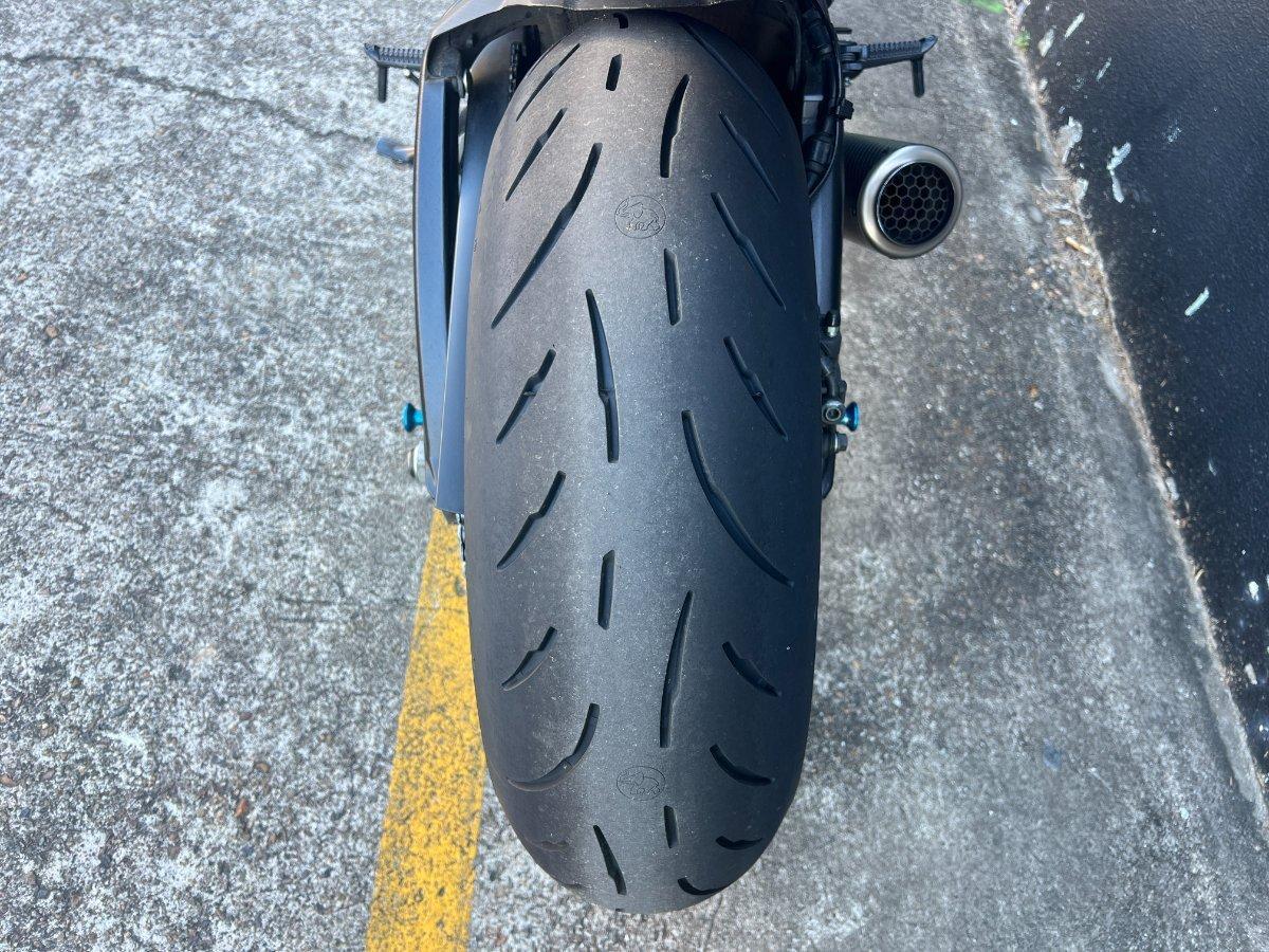 2023 SUZUKI GSX-S1000 ROAD