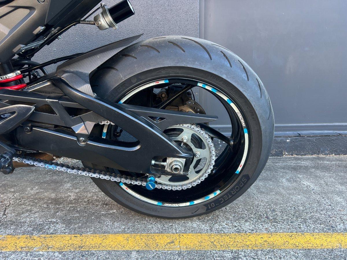 2023 SUZUKI GSX-S1000 ROAD
