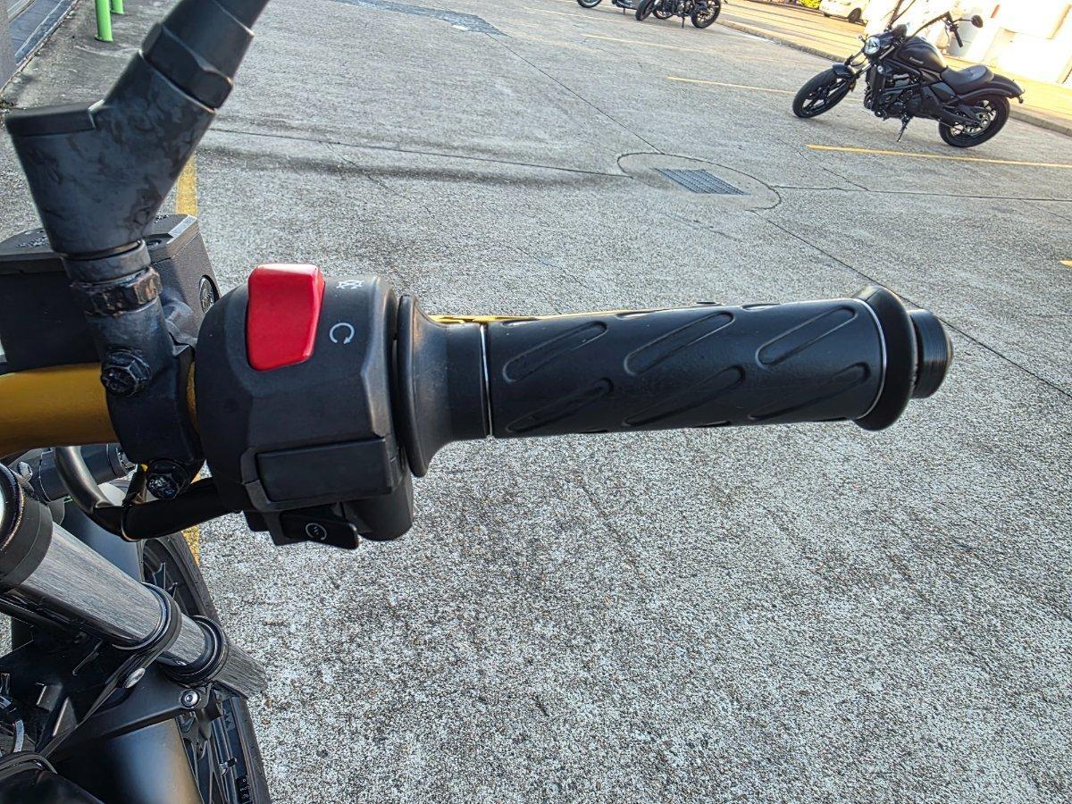 2015 MOTO GUZZI V7 II STONE ROAD
