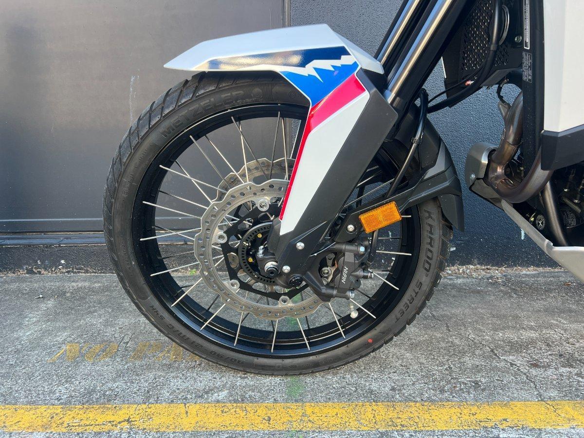2025 HONDA CRF1100A3 AFRICA TWIN ES (ABS) DUAL SPORTS
