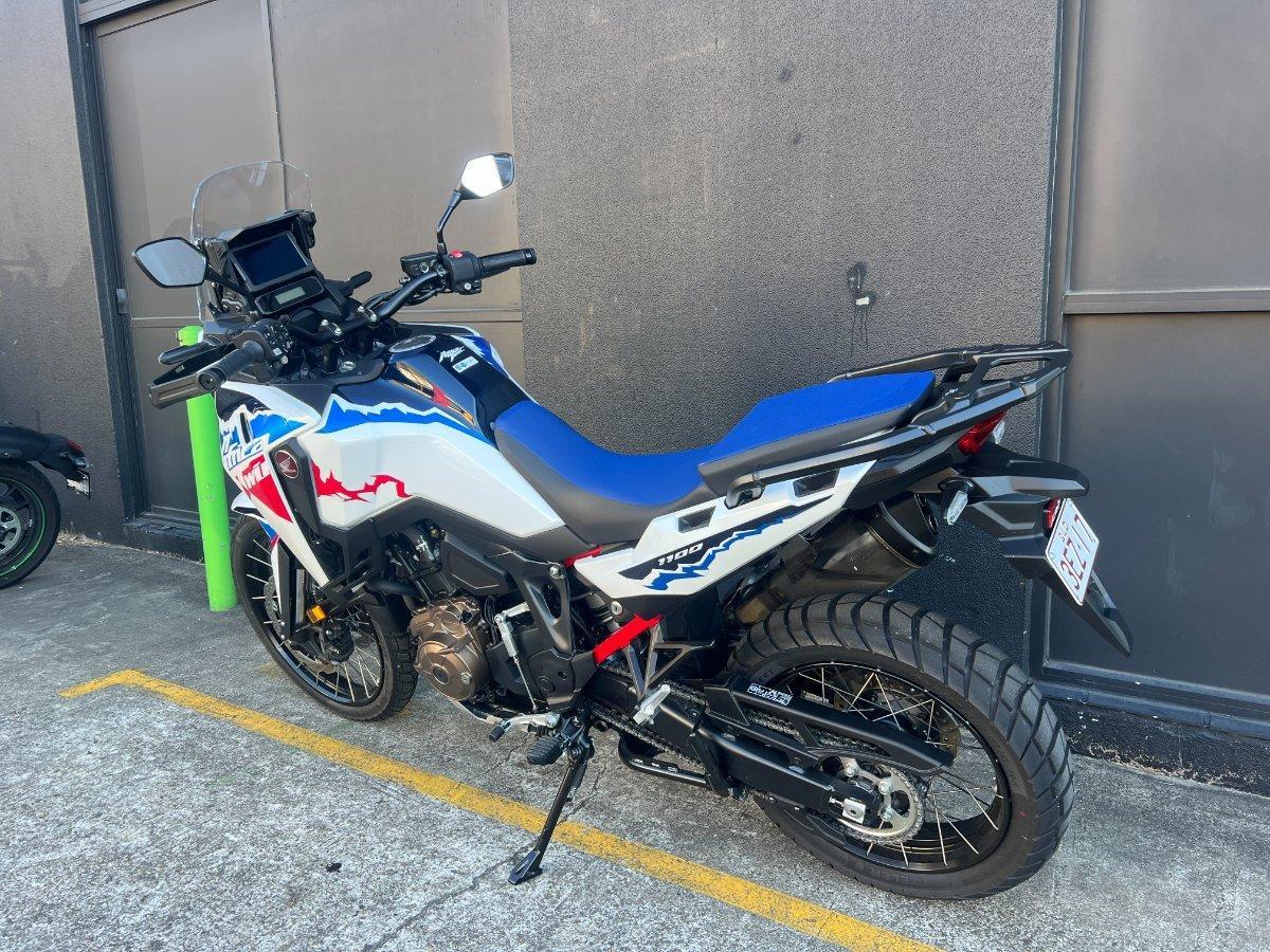 2025 HONDA CRF1100A3 AFRICA TWIN ES (ABS) DUAL SPORTS