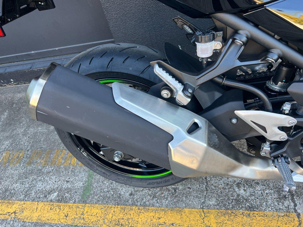 2021 KAWASAKI NINJA 400 SE SPORTS