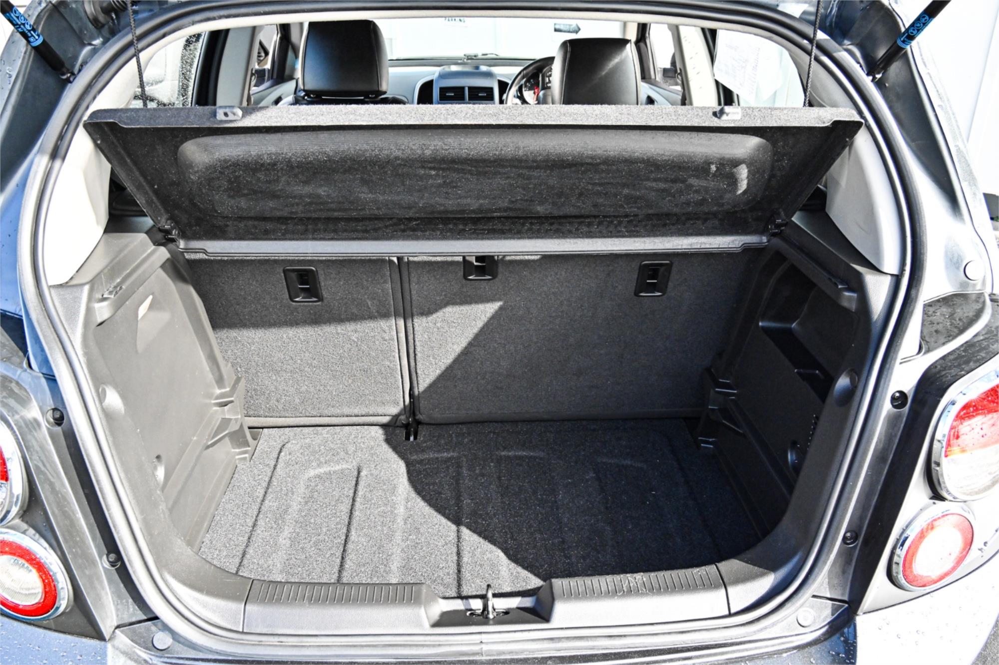 2015 HOLDEN BARINA TM MY15 CDX 6 SP AUTOMATIC 5D HATCHBACK