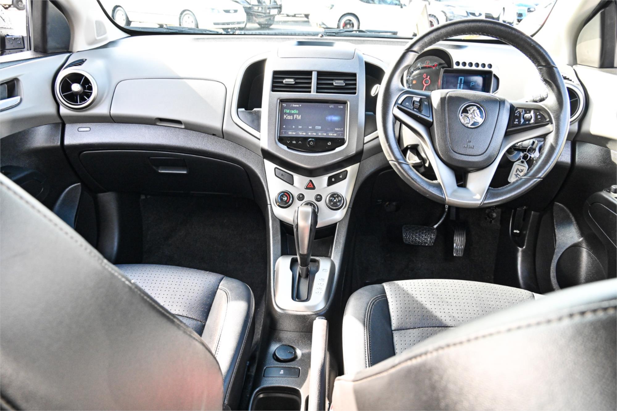 2015 HOLDEN BARINA TM MY15 CDX 6 SP AUTOMATIC 5D HATCHBACK