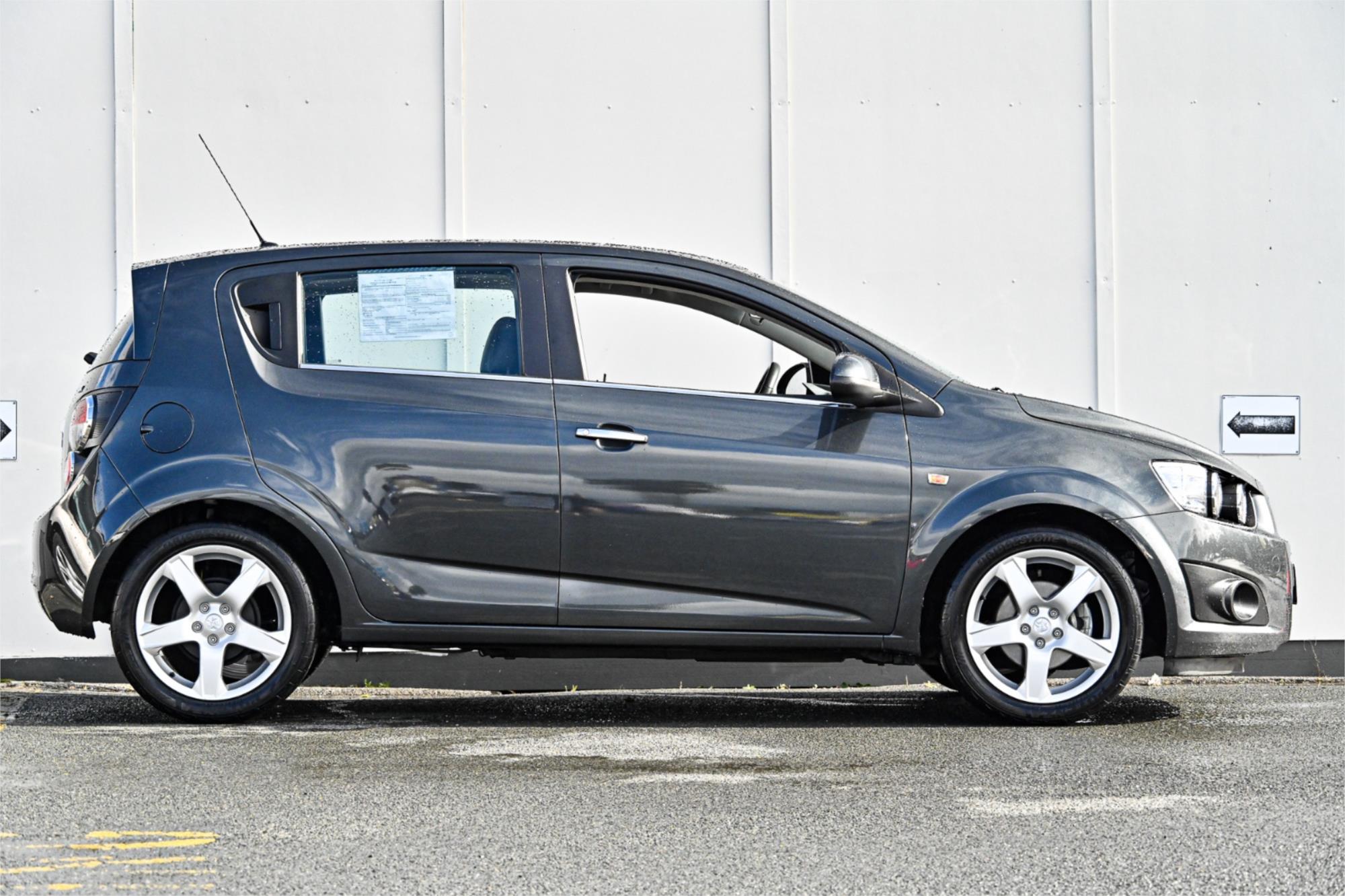 2015 HOLDEN BARINA TM MY15 CDX 6 SP AUTOMATIC 5D HATCHBACK